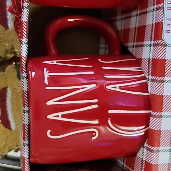 ๐Rae Dunn Santa claus, Santa's Helper Ceramic Coffee, Tea, Soup Mugs box set๐ - Picture 6 of 7